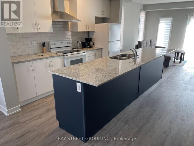 Photo du bâtiment - 38 Winters Cres