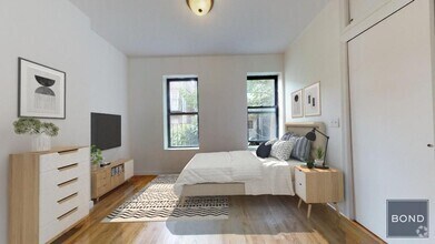 Building Photo - 441 W 51st St