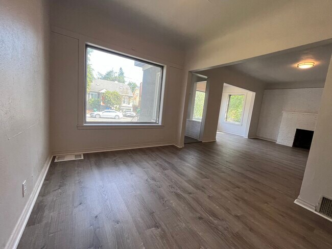 Foto del edificio - 5543 25th Ave NE