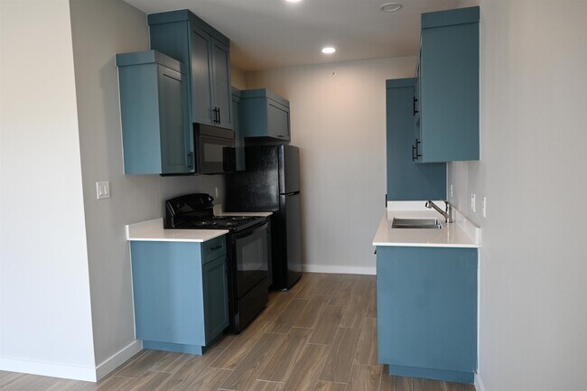 Building Photo - 311 Dorel Dr