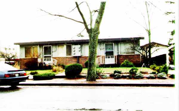 Foto del edificio - 12319-12321 35th Ave NE