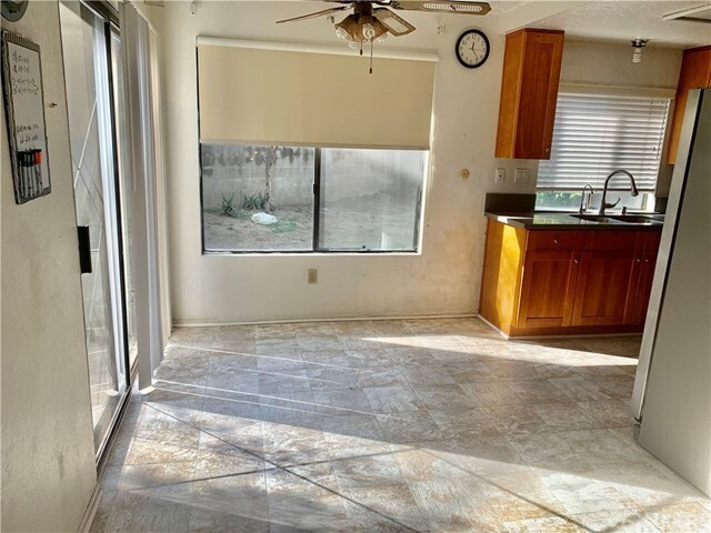 Building Photo - 125 Campanita Ct