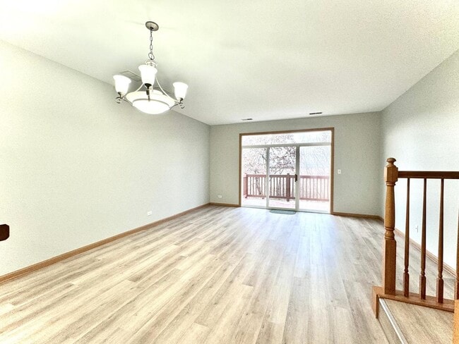 Building Photo - 2509 Oneida Ln