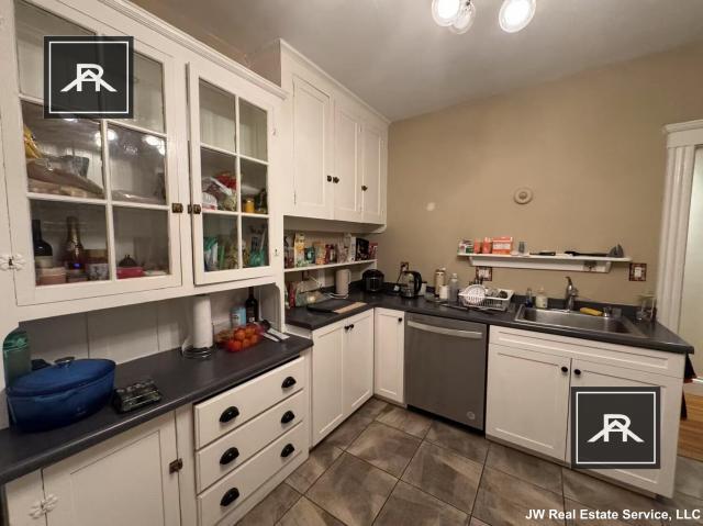 Foto principal - 2 bedroom in Brighton MA 02135