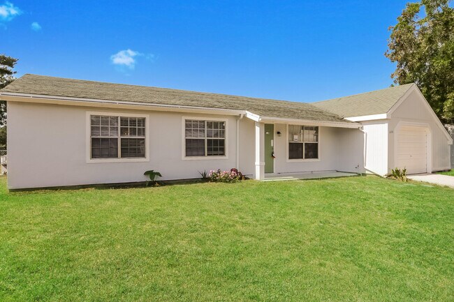 Foto del edificio - 226 SW Cherryhill Rd