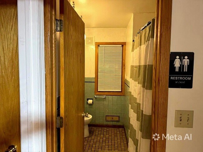 Foto del edificio - 5700 N Colfax Ave