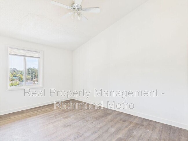 Building Photo - 3202 Midlothian Tpke