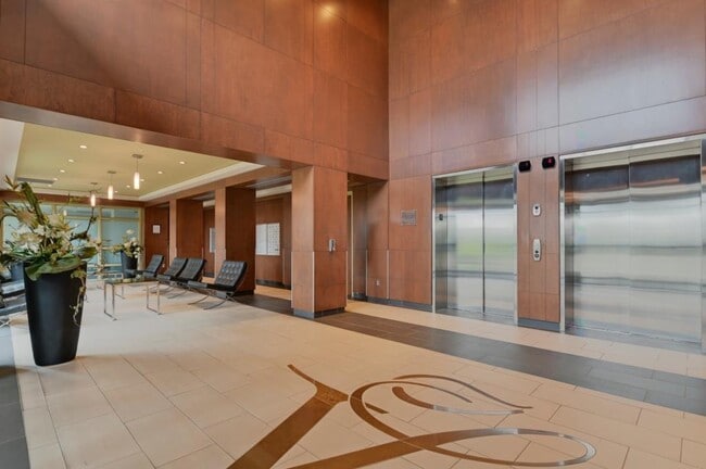 Building Photo - 650 Av Wilfrid-Laurier