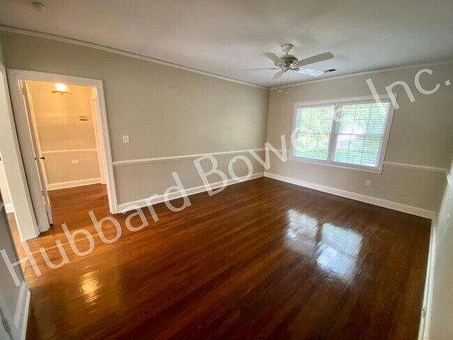 Foto del edificio - 4103 Devine St