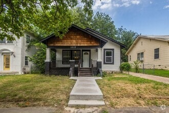 Building Photo - 1217 S Quincy Ave