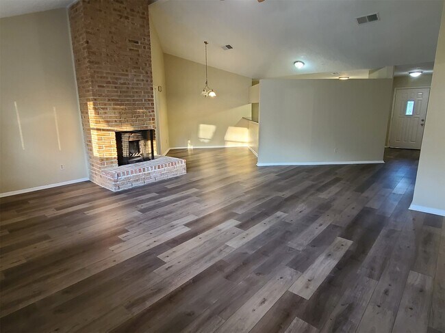 Foto del edificio - 17123 Forelock Way