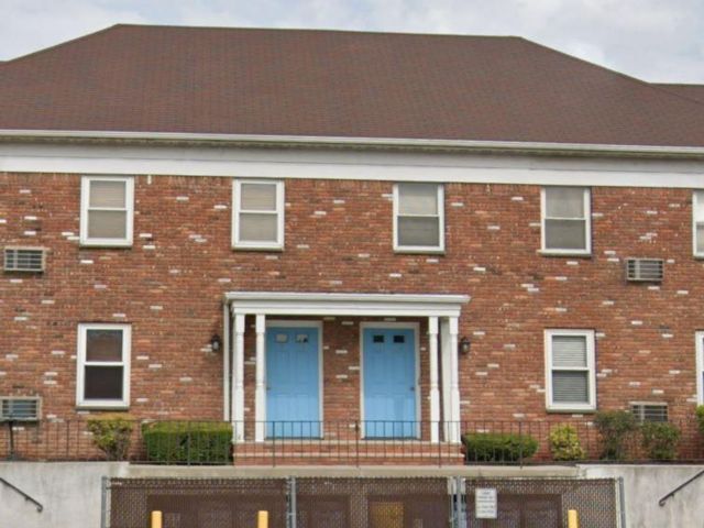 Primary Photo - 55 Schuyler Ave