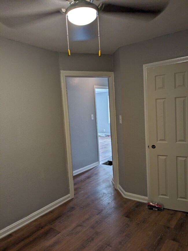 Foto del edificio - 3927 Jackson Ave