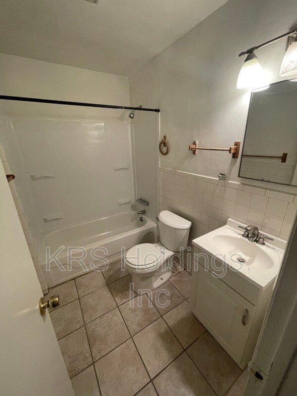 Foto del edificio - 1367 W Ocean View Ave