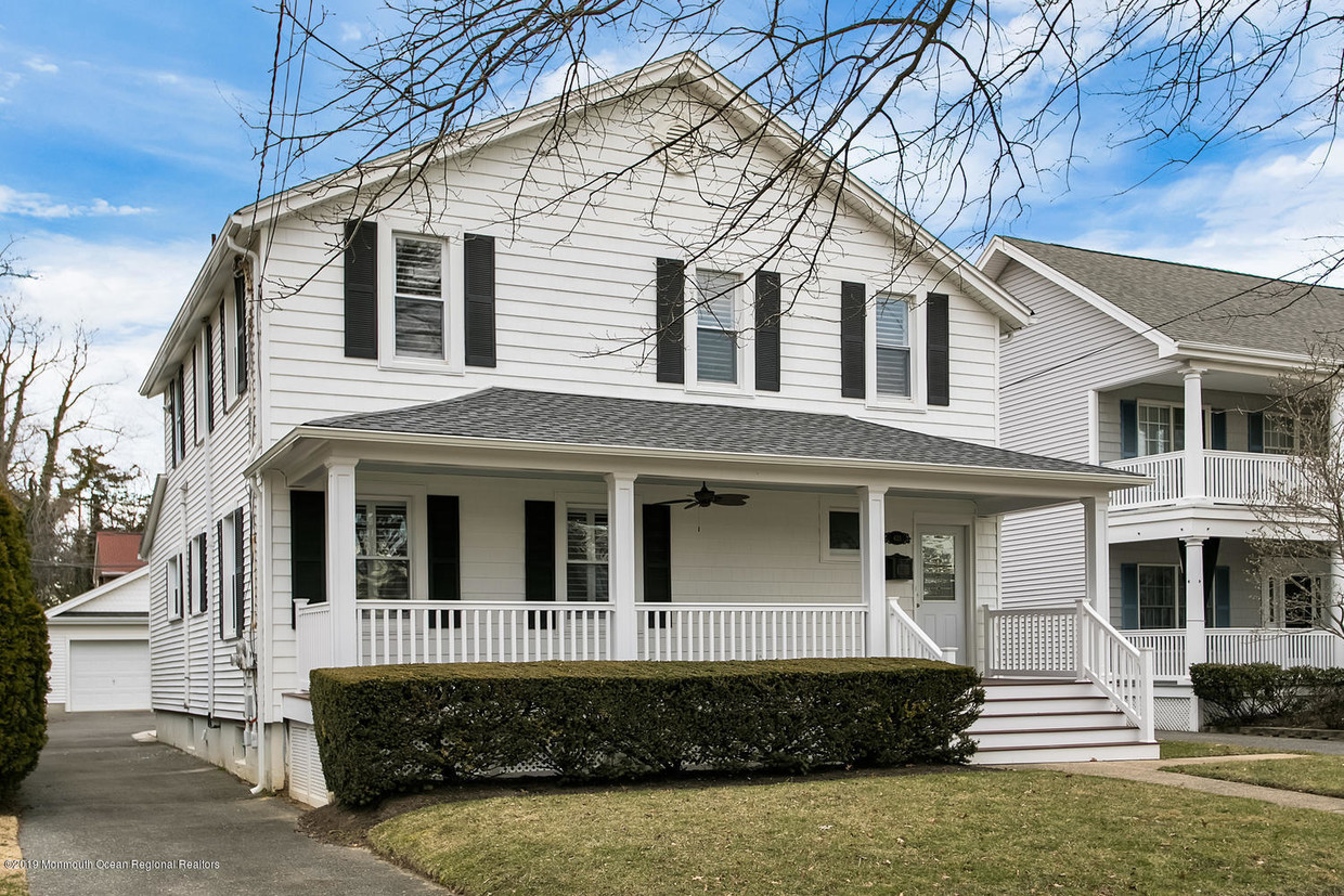 Primary Photo - 420 Mercer Ave