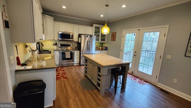 Foto del edificio - 2112 Samuel Pl