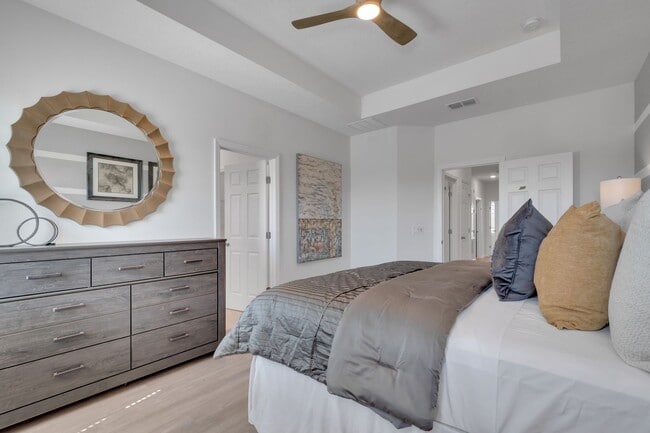 Interior Photo - Ocoee Village