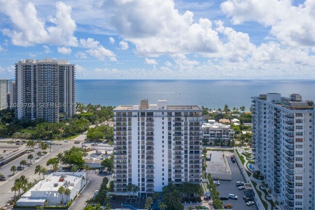 Foto del edificio - 3031 N Ocean Blvd