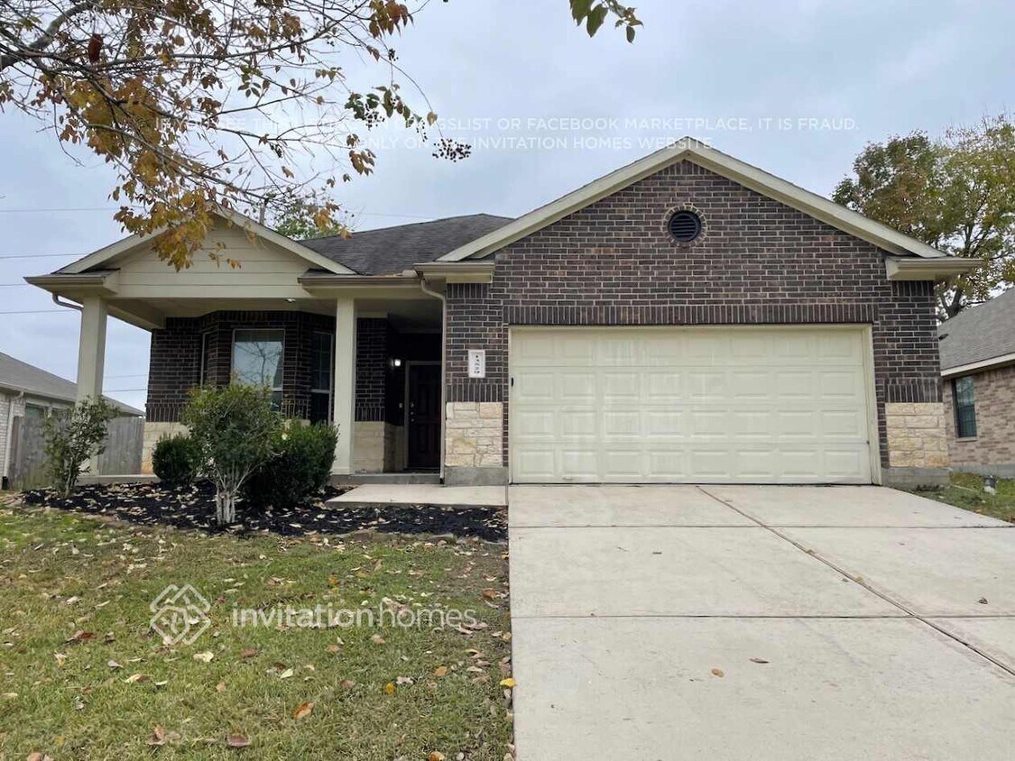 Foto principal - 13529 Raintree Dr