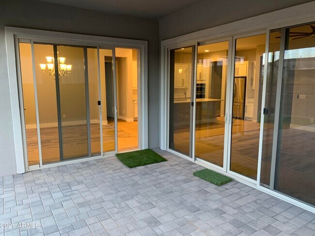 Foto del edificio - 2832 E Los Gatos Dr