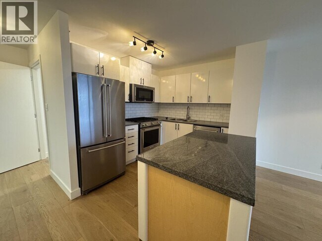 Photo du bâtiment - 175 W 1st St