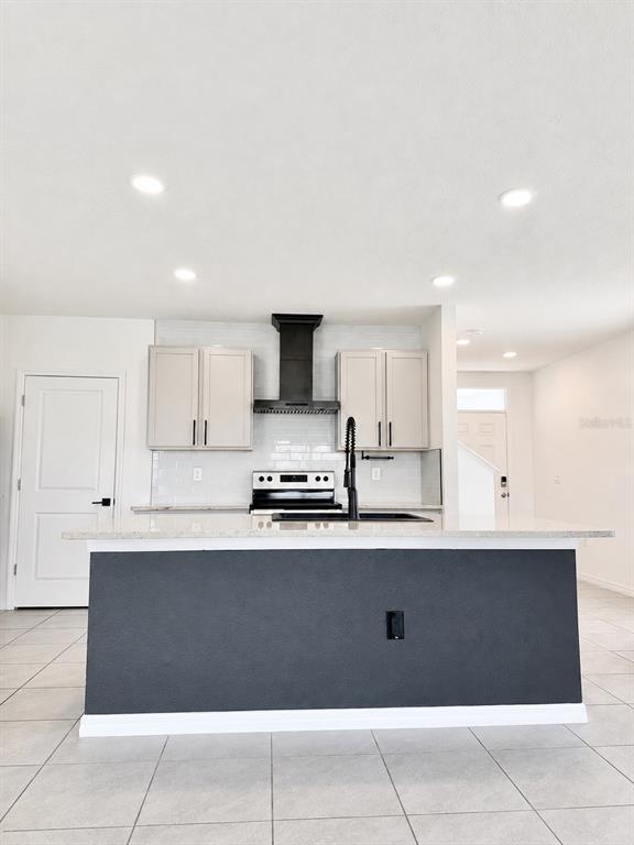 Building Photo - 34110 Jasper Stone Dr