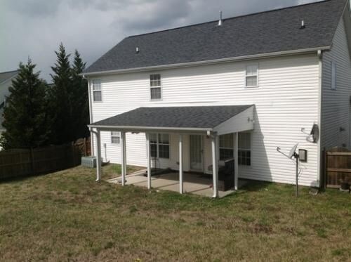 Foto del edificio - 6220 Spurgeon Way