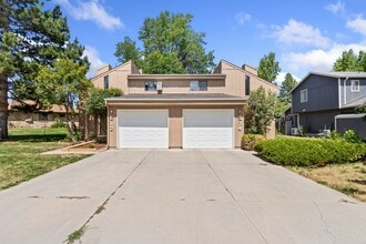 Building Photo - 512 Strachan Dr