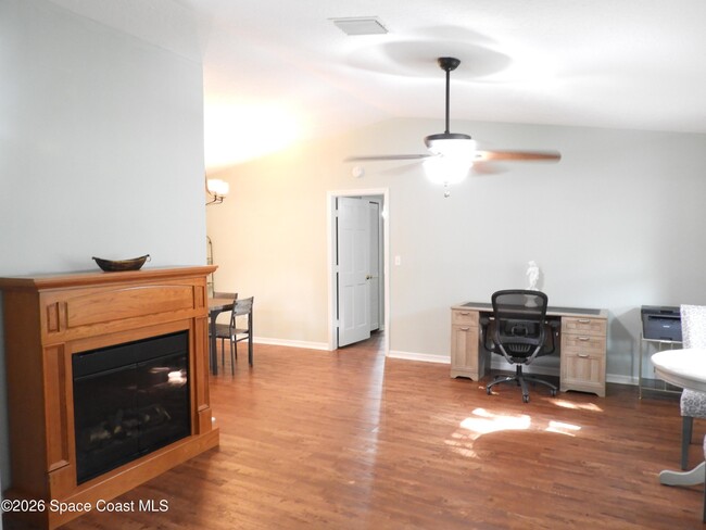 Building Photo - 1220 Snowbird Ave NW