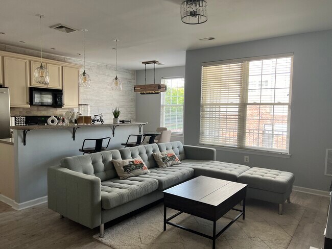 Foto del edificio - 3157 W Thompson St