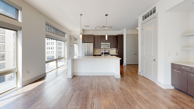 Interior Photo - 322 on North Broad