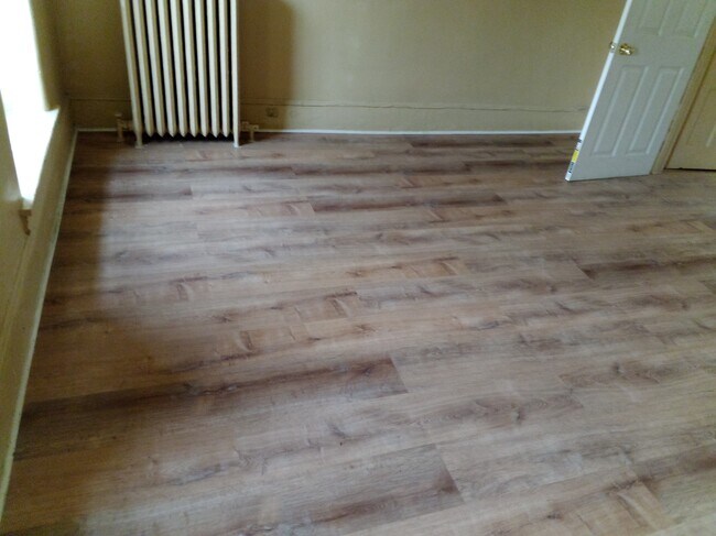 Foto del edificio - 1126 W Rockland St