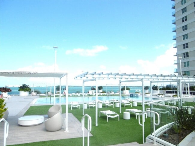 Foto del edificio - 770 Claughton Island Dr