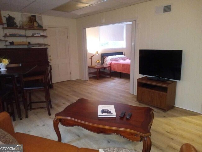 Foto del edificio - 1224 Poplar Grove Dr NE