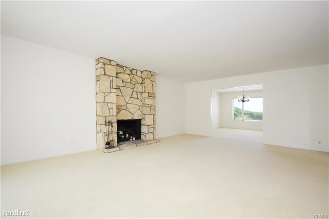 Building Photo - 5 br, 3 bath House - 30612 Via La Cresta