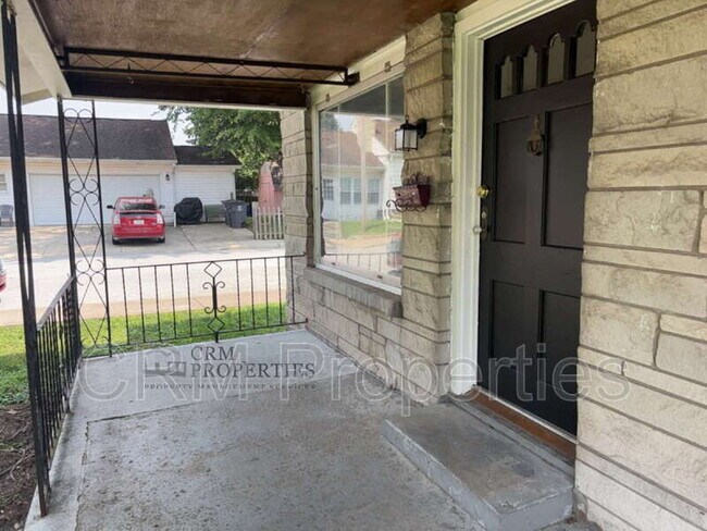 Foto del edificio - 1019 N McCann St