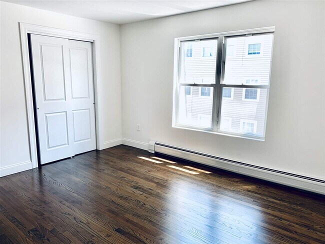 Foto del edificio - 161 18th St