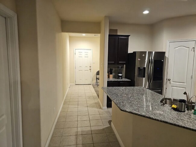 Foto del edificio - 4803 S Richwood Dr