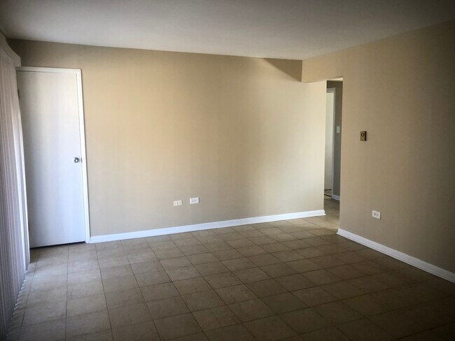 Building Photo - 6330 W 65th St
