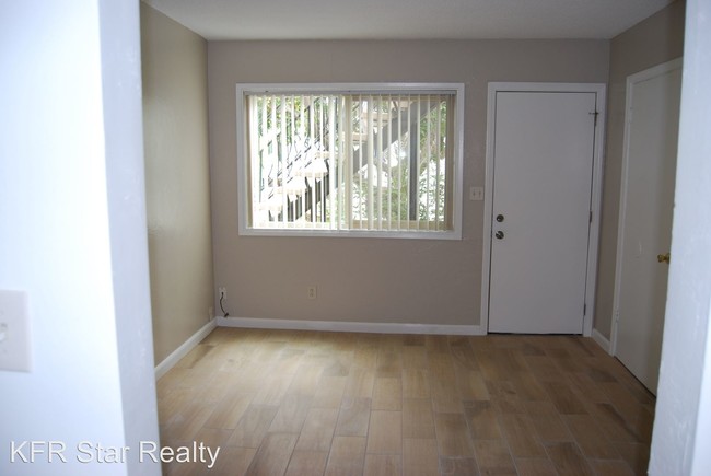 Foto del edificio - 4750 Thorn St