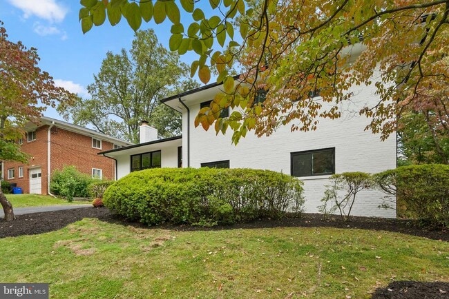 Foto del edificio - 6311 Tulsa Ln