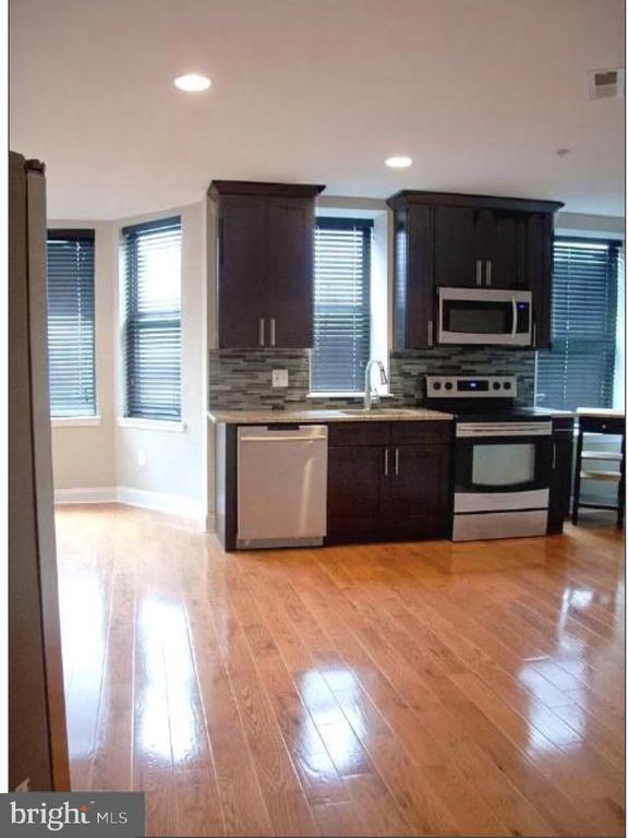 Foto del edificio - 1250 Ridge Ave