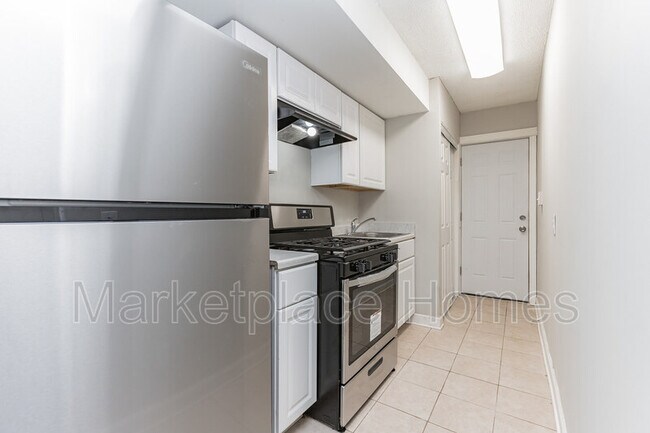 Foto del edificio - 5041 BENNING Rd SE