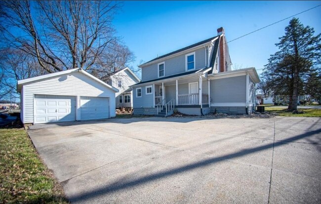 Building Photo - 2753 Canfield Rd