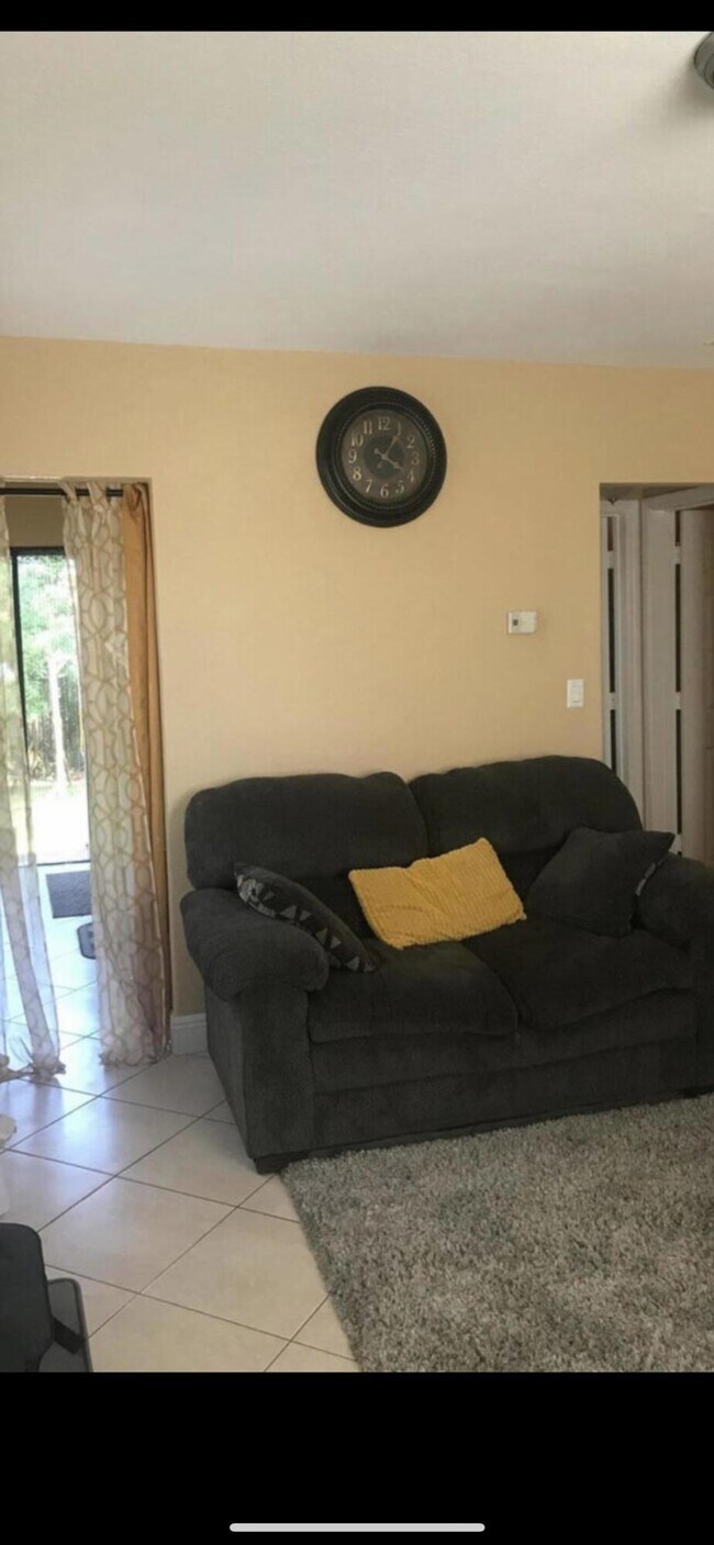 Foto del edificio - 945 42nd St