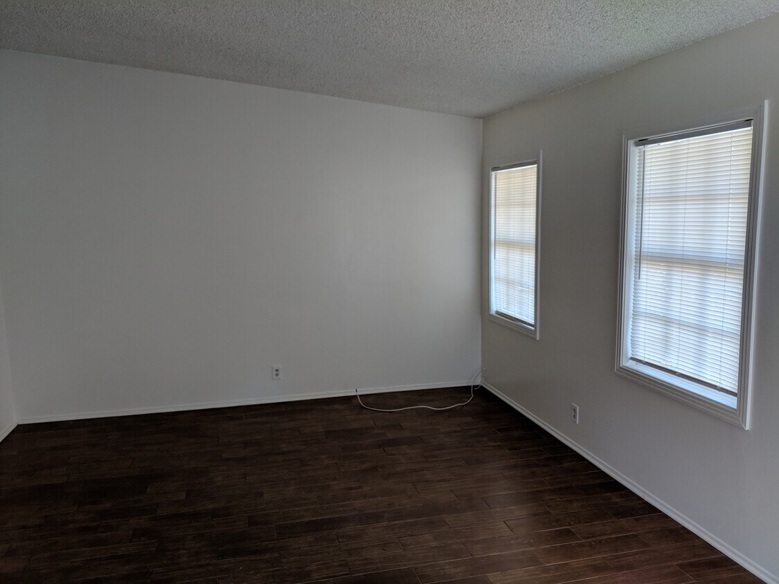 Living Room - 540 S Madison Ave