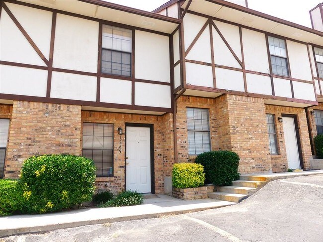 Foto del edificio - 1265 Dallas Dr