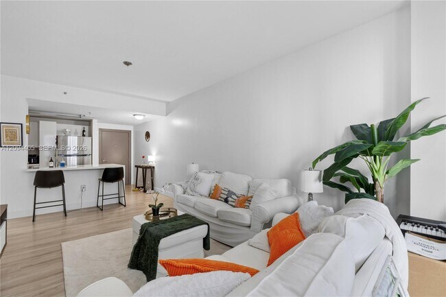 Foto del edificio - 185 SE 14th Terrace