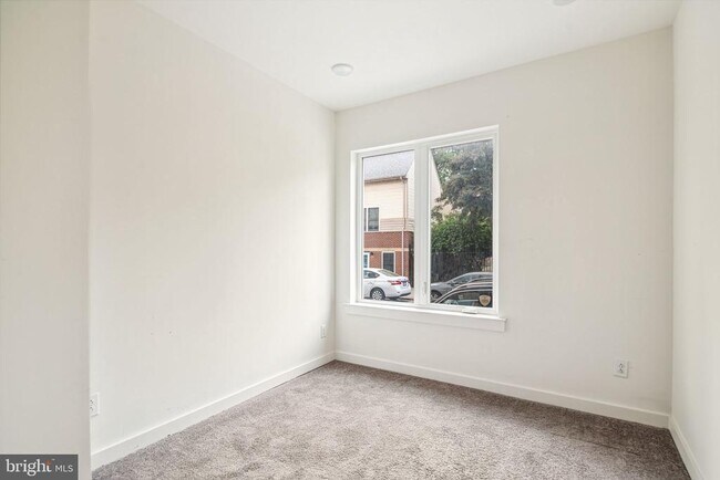 Foto del edificio - 1843 N 6th St