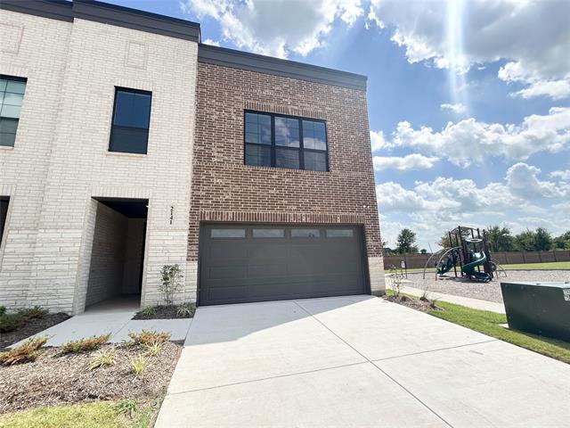 Building Photo - 2141 Layla Dr